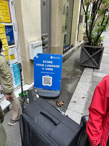 Bounce Luggage Storage - Châtelet les Halles Rue Saint-martin Exit