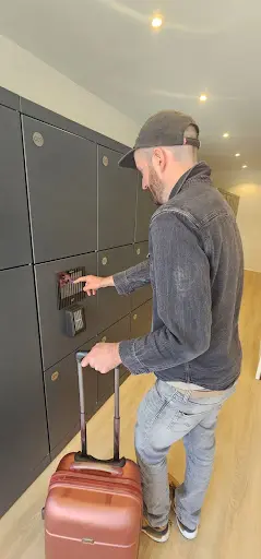 Lock My Bag - Luggage Storage
